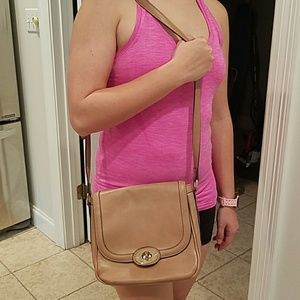 Nude satchel